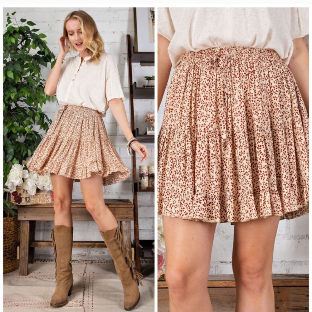 Adorable Floral Printed, Ruffled Mini Skirt  S-M-L